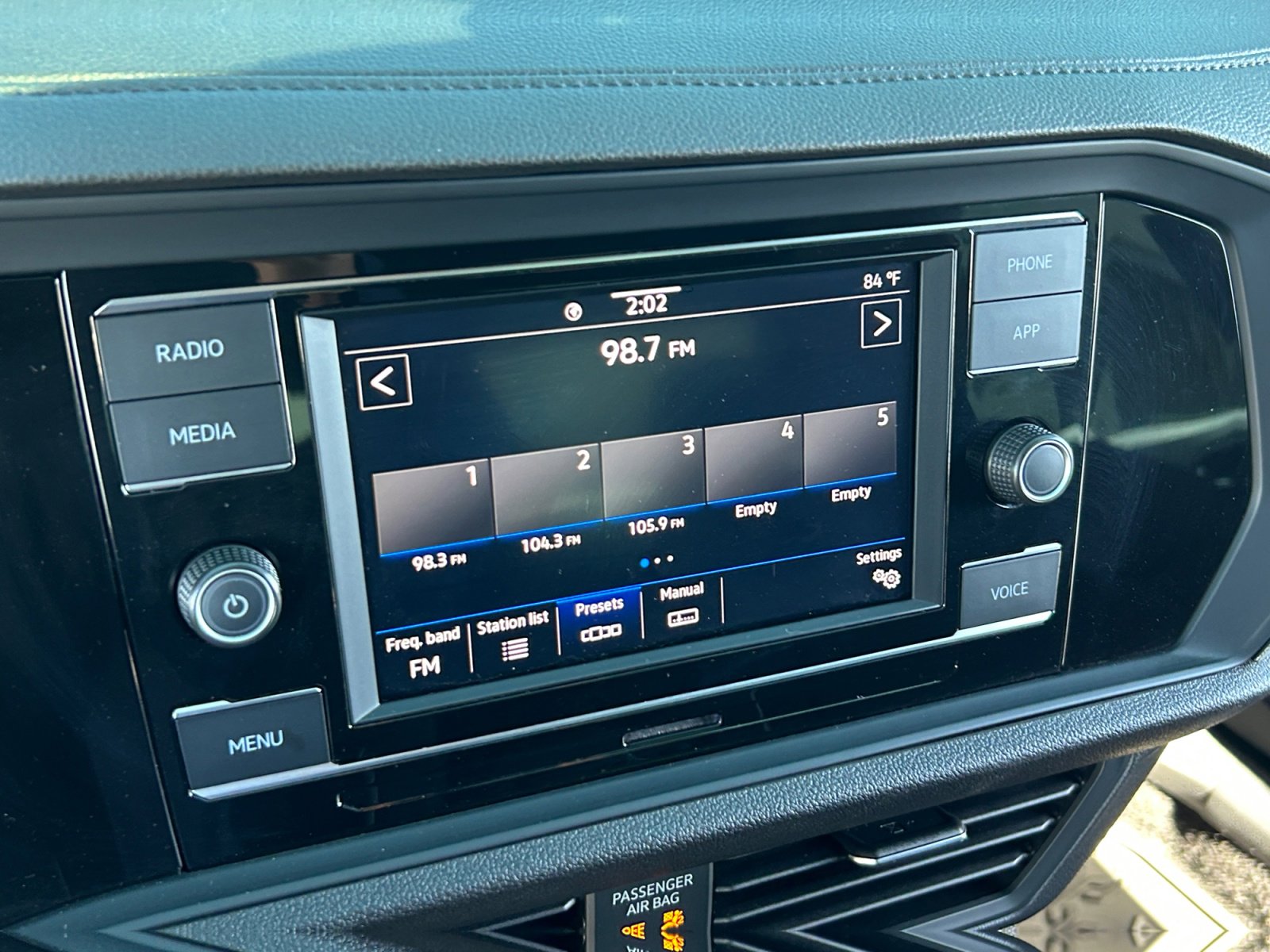 Certified 2023 Volkswagen Jetta Sport image 26