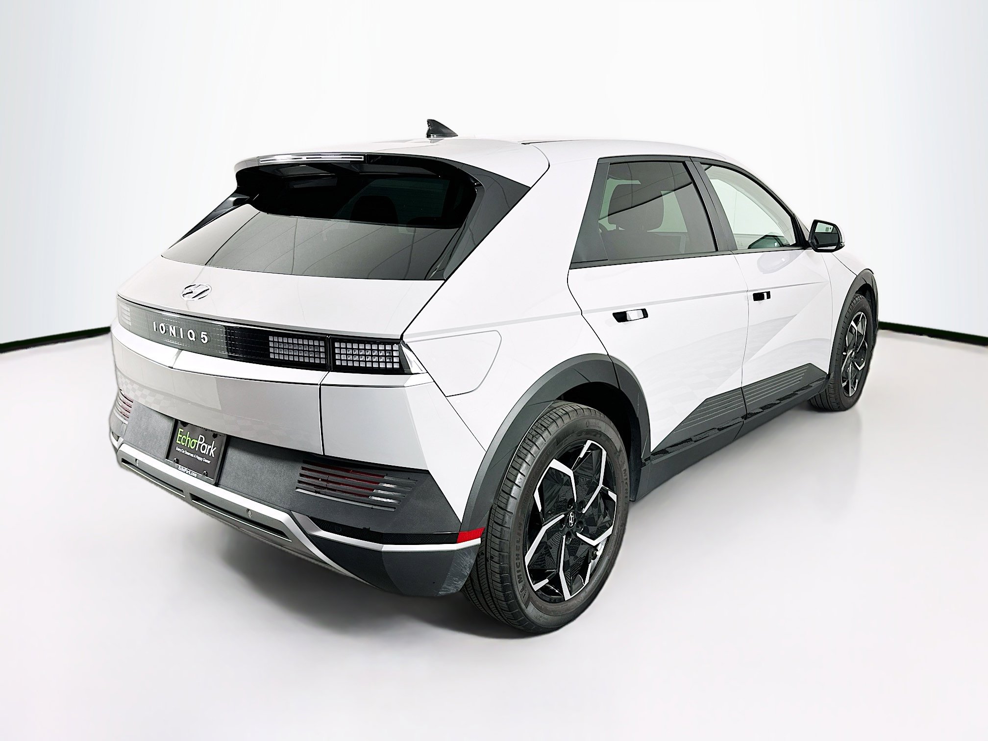 Used 2023 Hyundai Ioniq 5 SEL w/ Cargo Package image 9