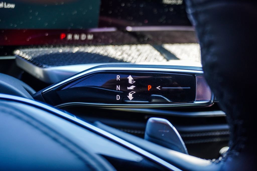 Used 2025 Cadillac Escalade V image 22