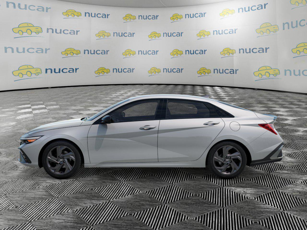 New 2026 Hyundai Elantra Sport image 3