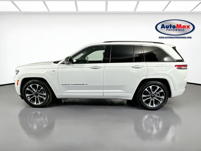 Used 2022 Jeep Grand Cherokee Overland w/ Luxury Tech Group IV AWD/4WD image 9