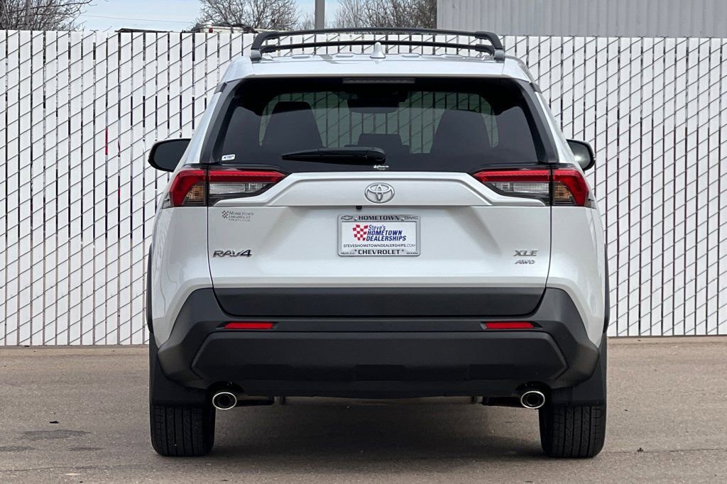 Used 2025 Toyota RAV4 XLE Premium w/ Weather Package image 5