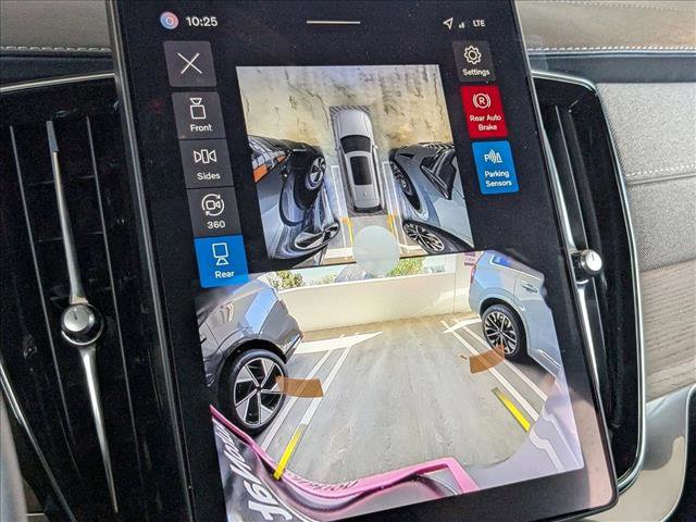 New 2026 Volvo XC90 B6 Plus w/ Protection Package image 13