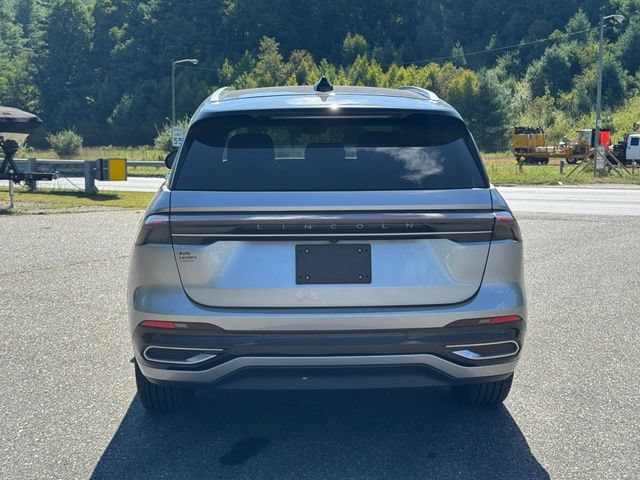 Used 2024 Lincoln Nautilus Reserve AWD/4WD image 6