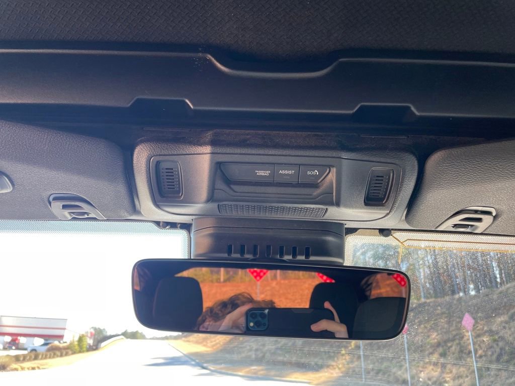 Used 2024 Jeep Wrangler Unlimited Rubicon w/ Technology Group image 20