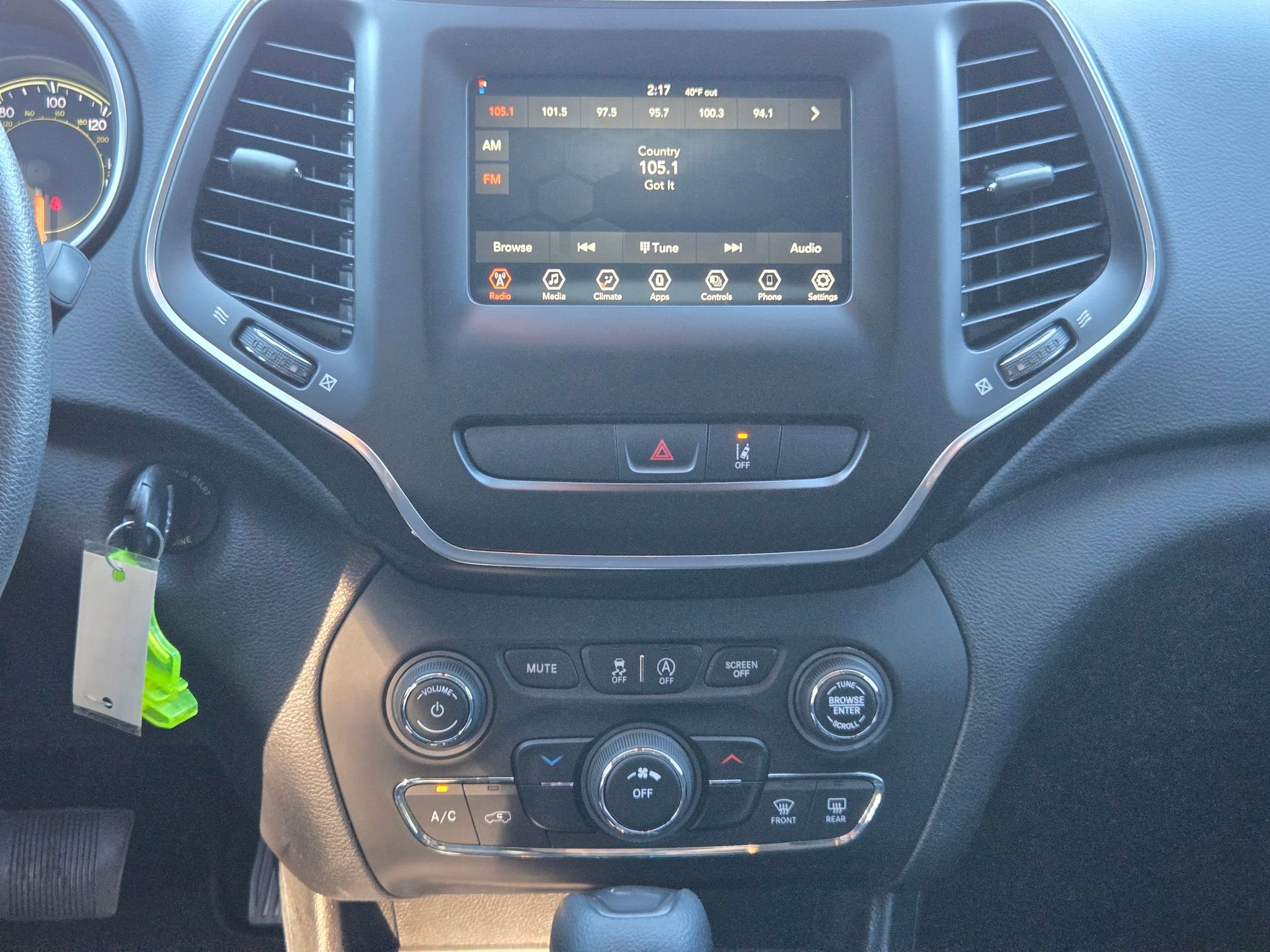 Used 2021 Jeep Cherokee Latitude image 17