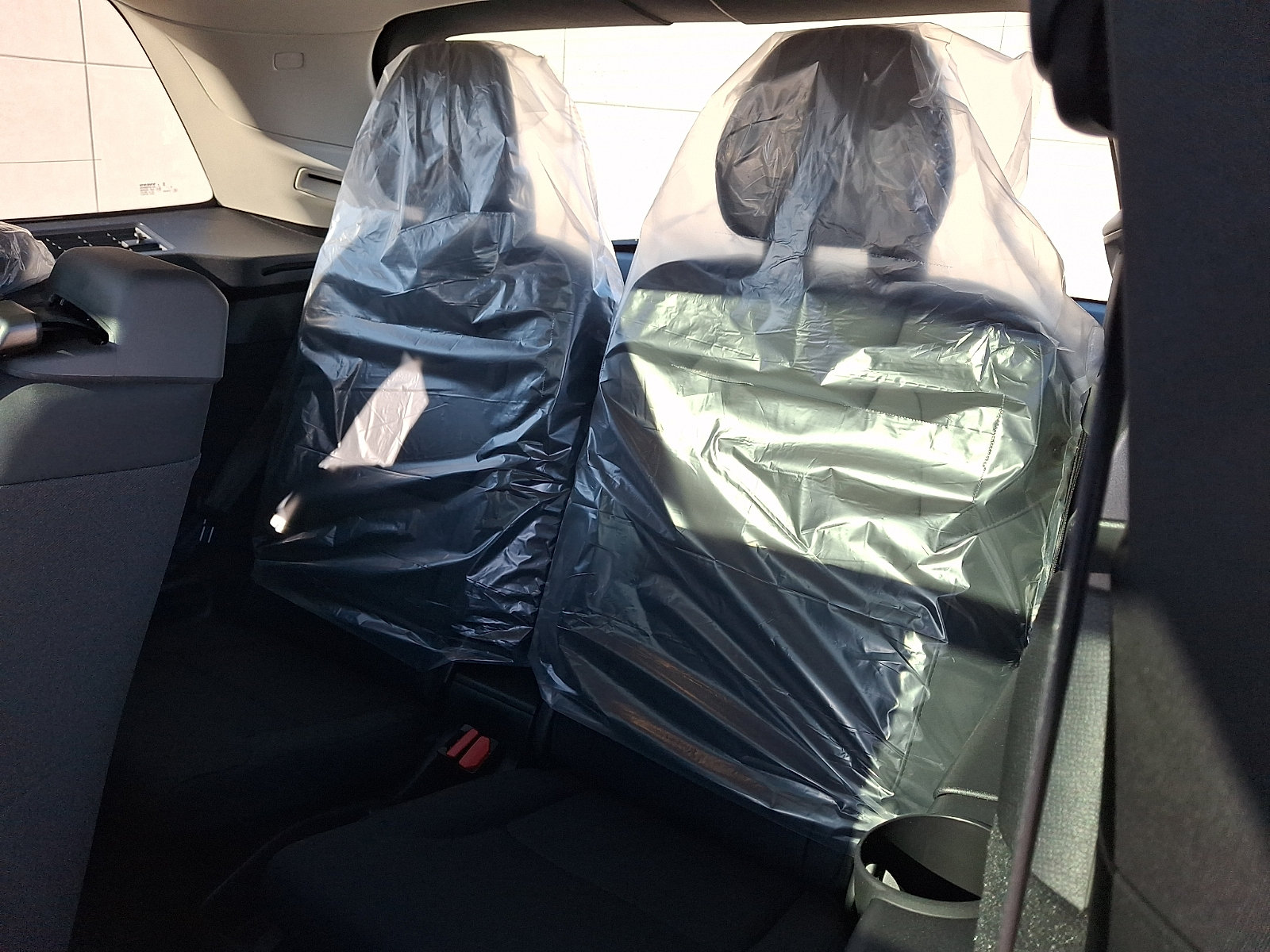 New 2026 Volvo XC90 B5 Plus w/ Protection Package Premier AWD/4WD image 7