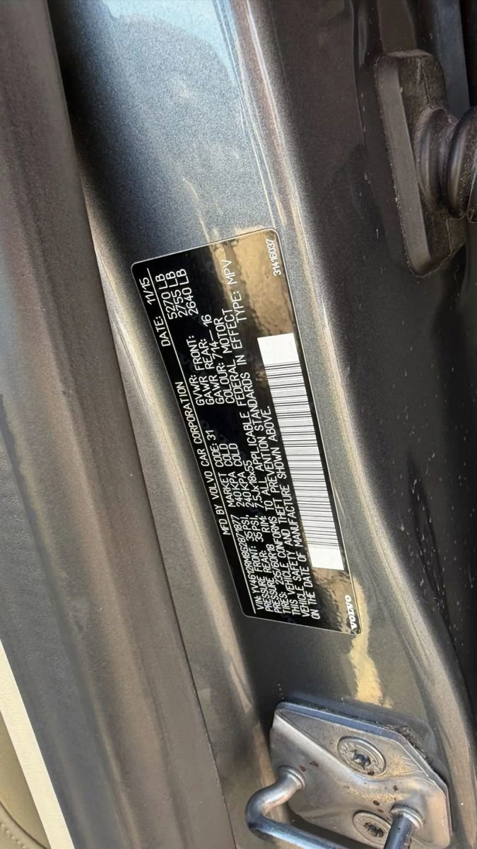 Used 2016 Volvo XC60 T5 Platinum image 38