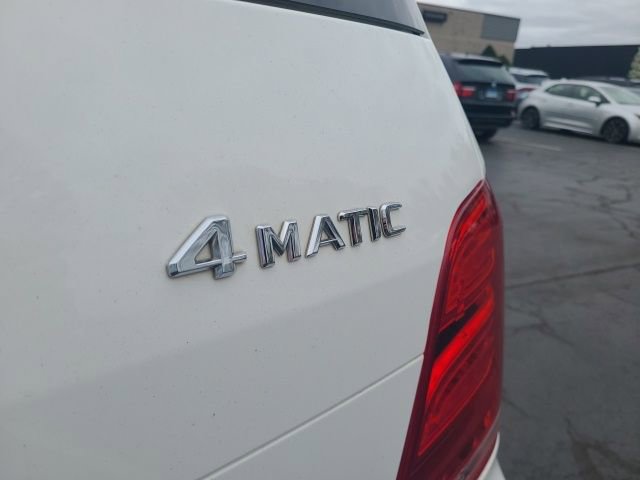 Used 2014 Mercedes-Benz GLK 350 4MATIC image 5