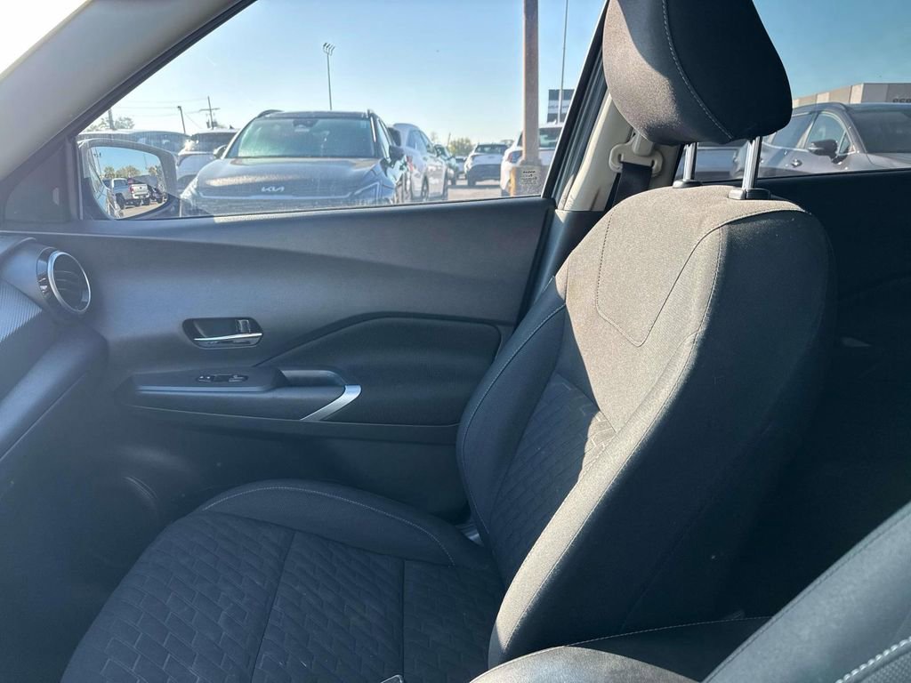 Used 2023 Nissan Kicks SV image 21