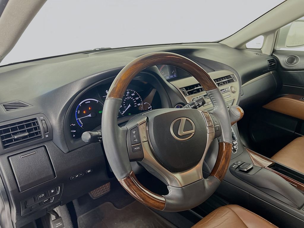 Used 2015 Lexus RX 450h AWD image 9