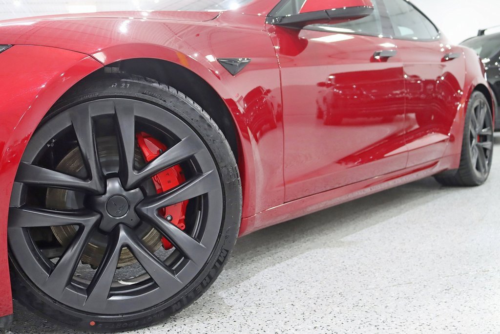 Used 2025 Tesla Model S Plaid image 4