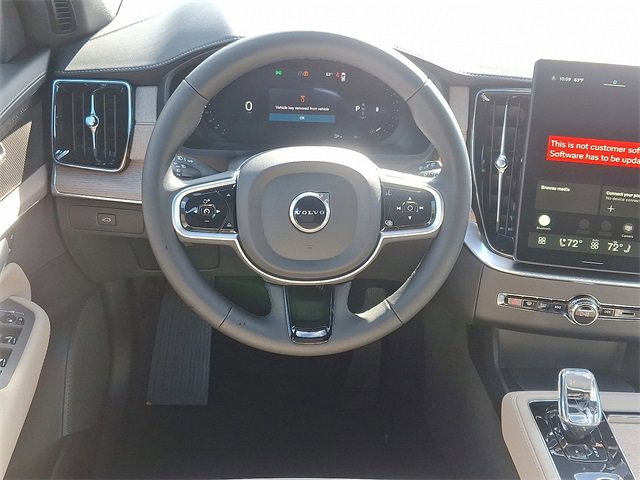 New 2026 Volvo XC90 B6 Plus w/ Protection Package Premier image 5