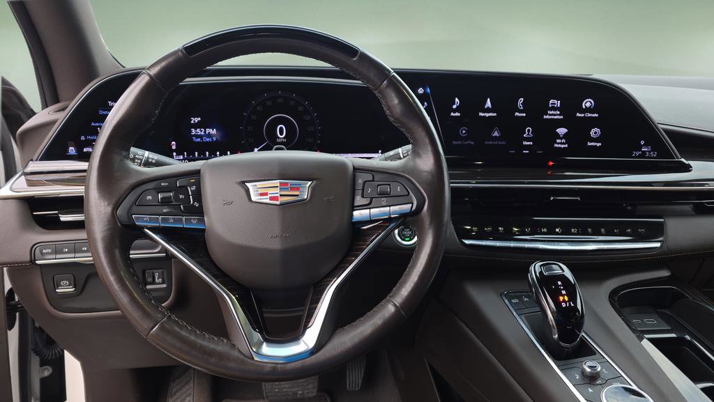 Used 2022 Cadillac Escalade ESV Premium Luxury AWD/4WD image 32