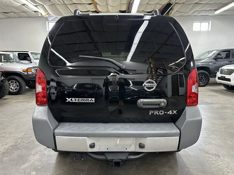 Used 2011 Nissan Xterra PRO-4X w/ Pro-4x Leather Pkg AWD/4WD image 4