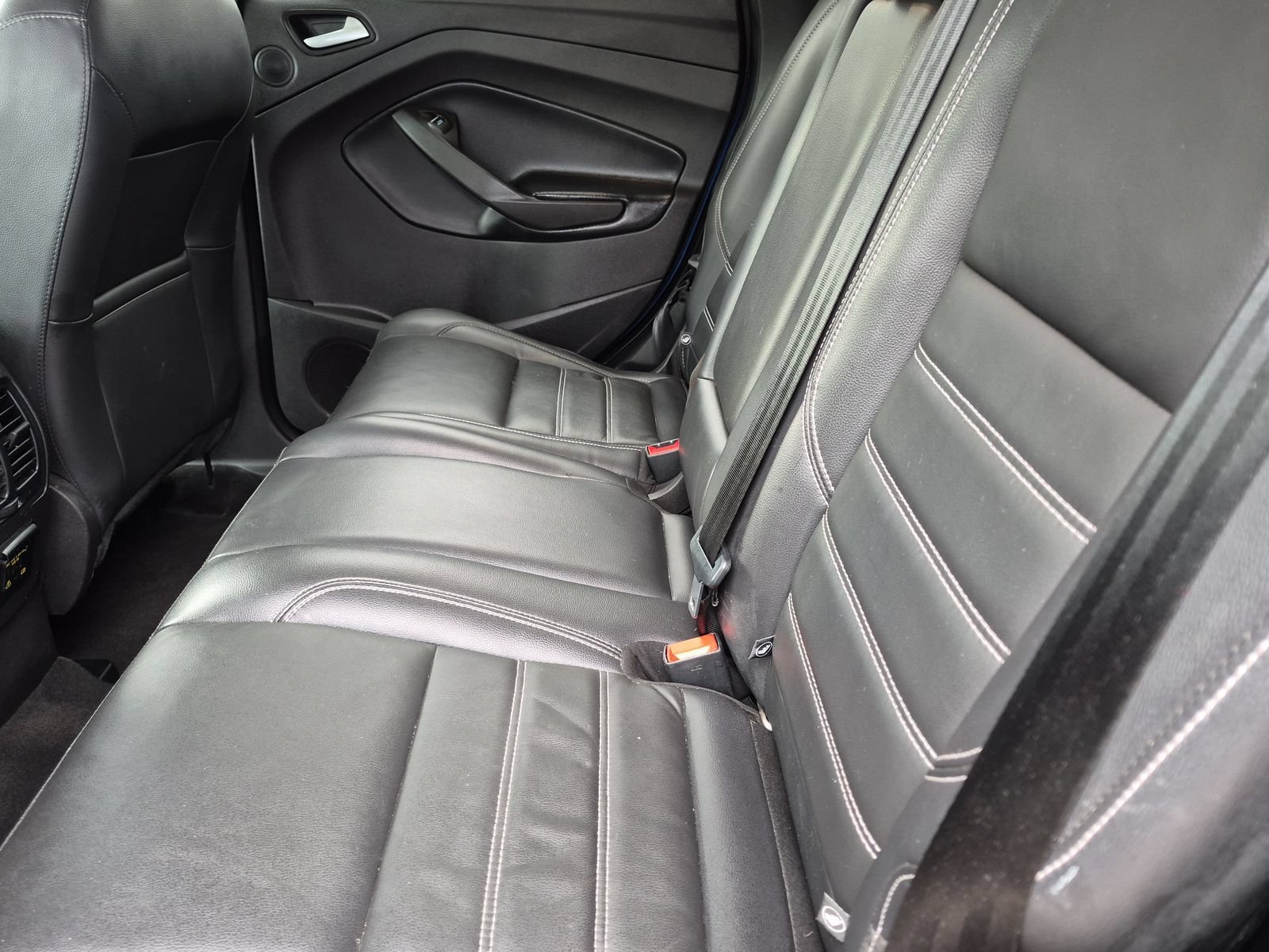 Used 2019 Ford Escape Titanium AWD/4WD image 19
