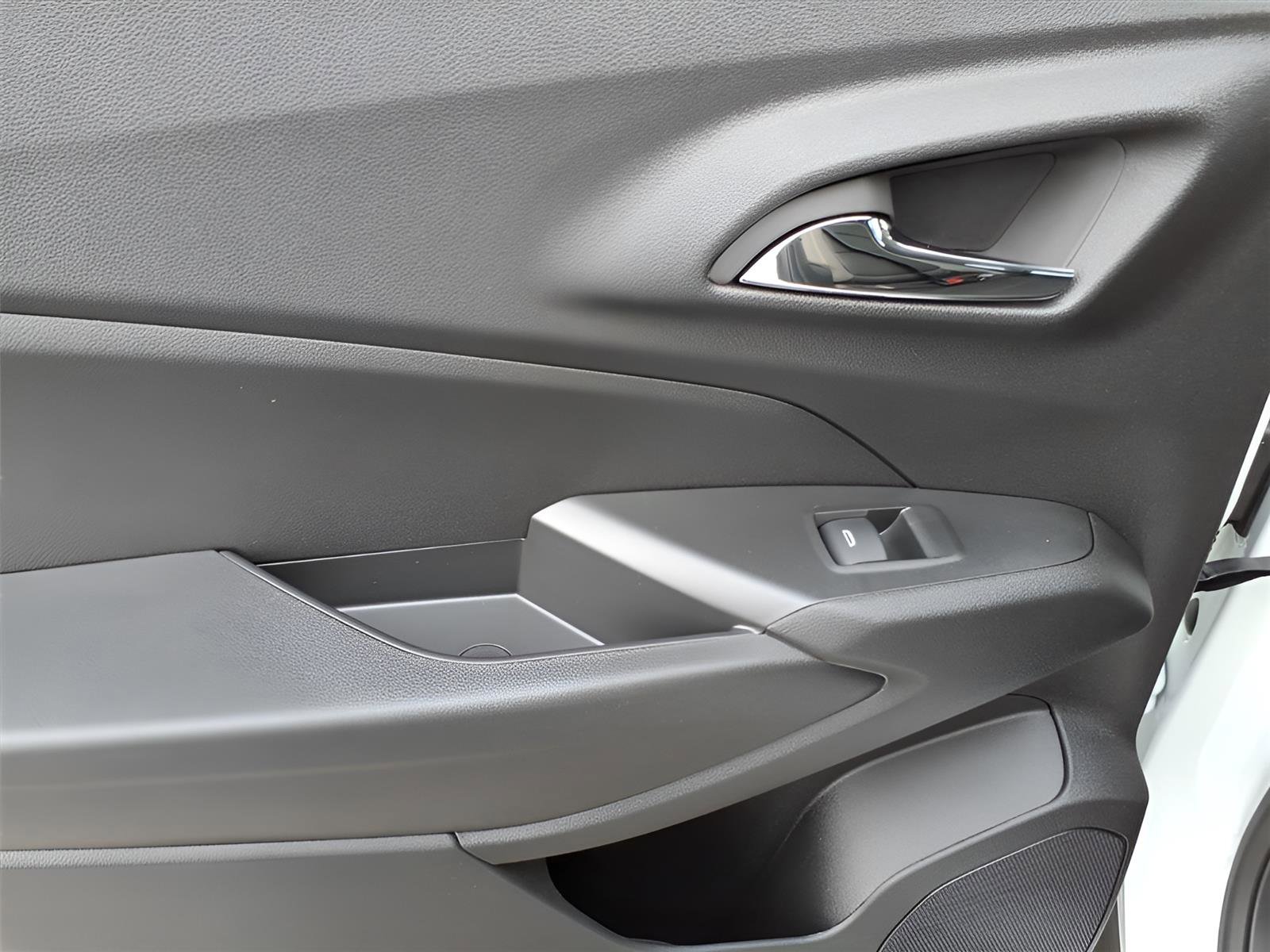 New 2026 Chevrolet Trax ACTIV w/ Sunroof Package image 10