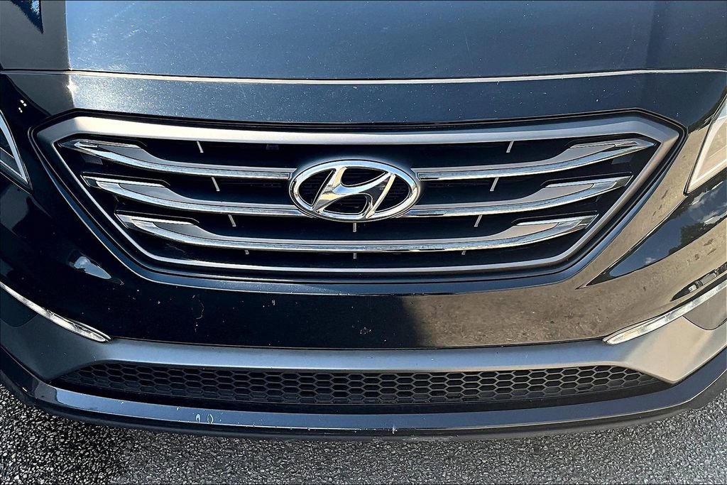 Used 2016 Hyundai Sonata Limited w/ Cargo Package image 33