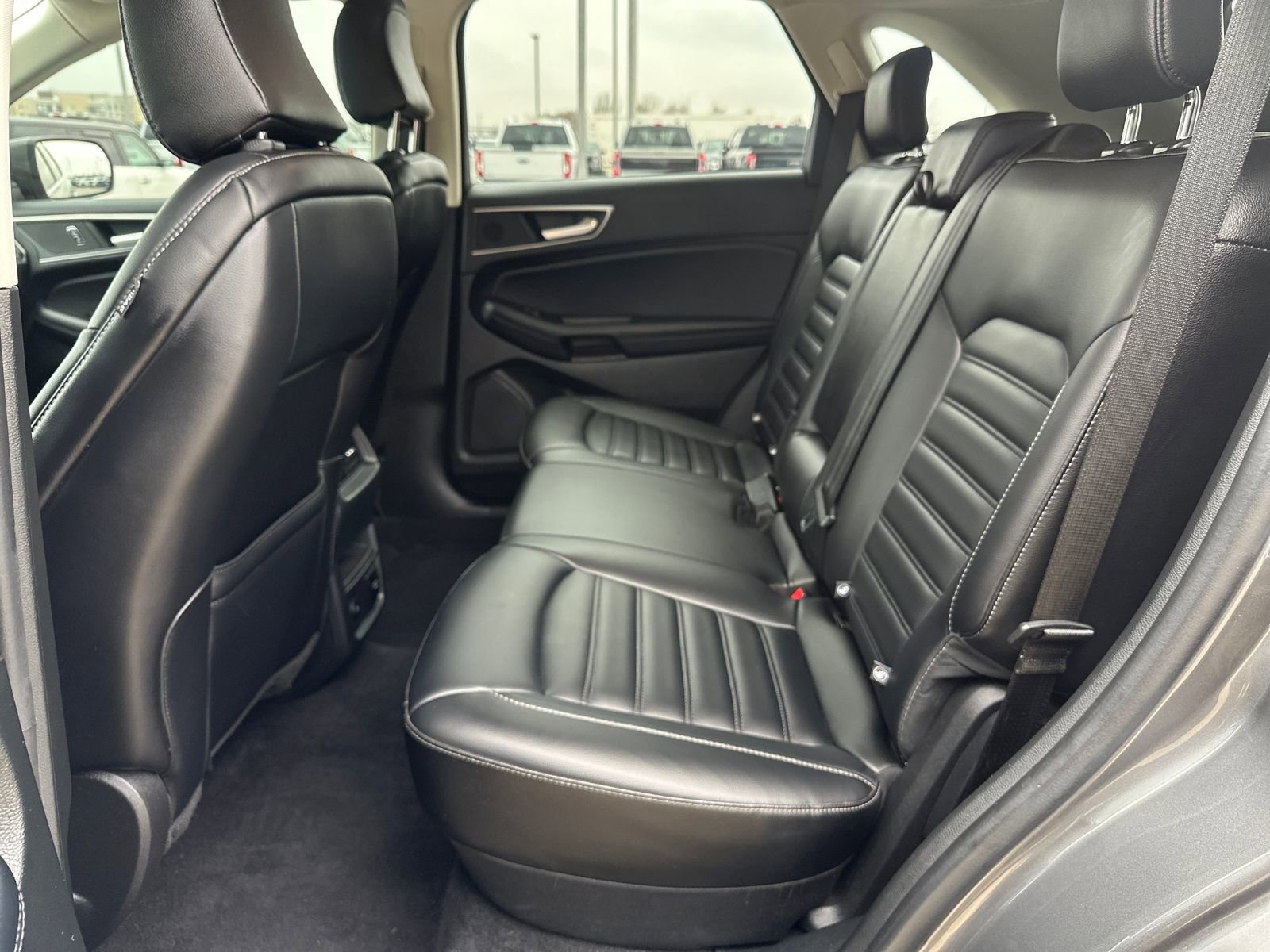 Used 2024 Ford Edge SEL w/ Convenience Package image 29