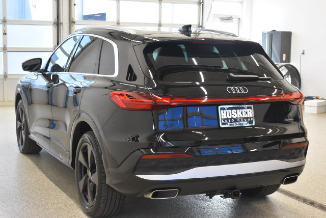 Used 2025 Audi Q5 Prestige AWD/4WD image 10