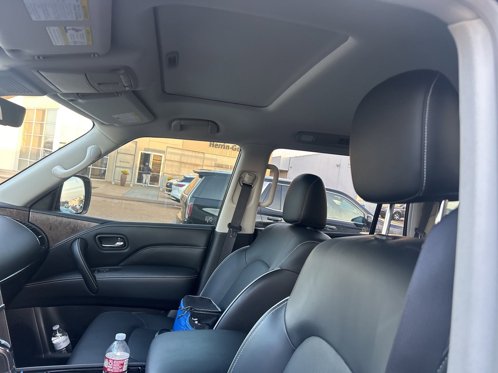 Certified 2023 INFINITI QX80 Premium Select w/ All-Season Package image 8