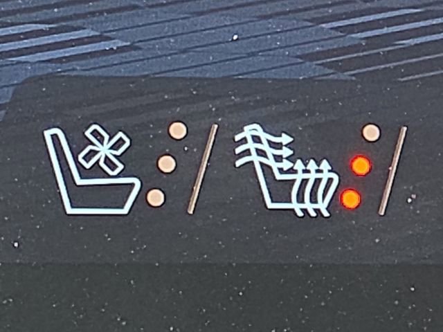 New 2025 Chevrolet Equinox EV RS w/ Convenience Package II image 34