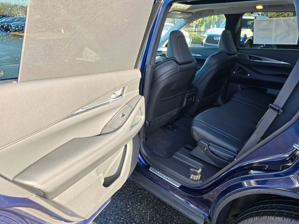 New 2026 INFINITI QX60 Luxe w/ Cargo Package image 15