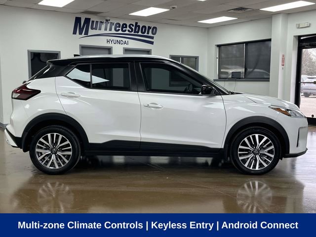 Used 2024 Nissan Kicks SV image 4