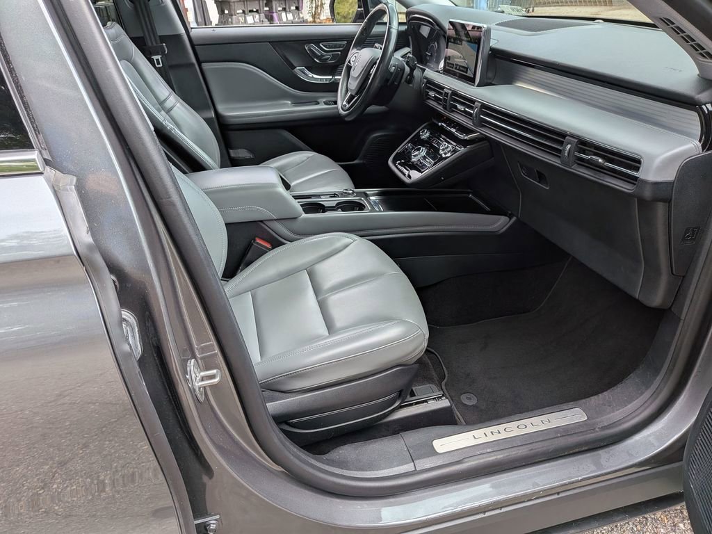 Used 2021 Lincoln Corsair FWD w/ Equipment Group 101A image 27