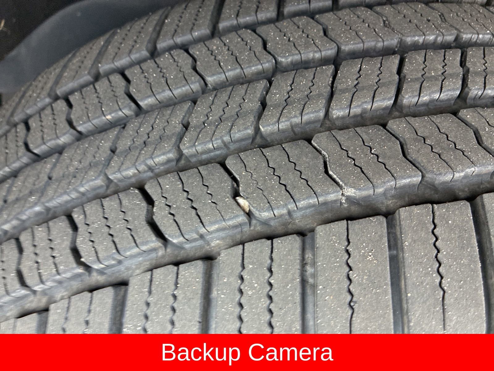 Used 2016 GMC Canyon SLT w/ Driver Alert Package image 4