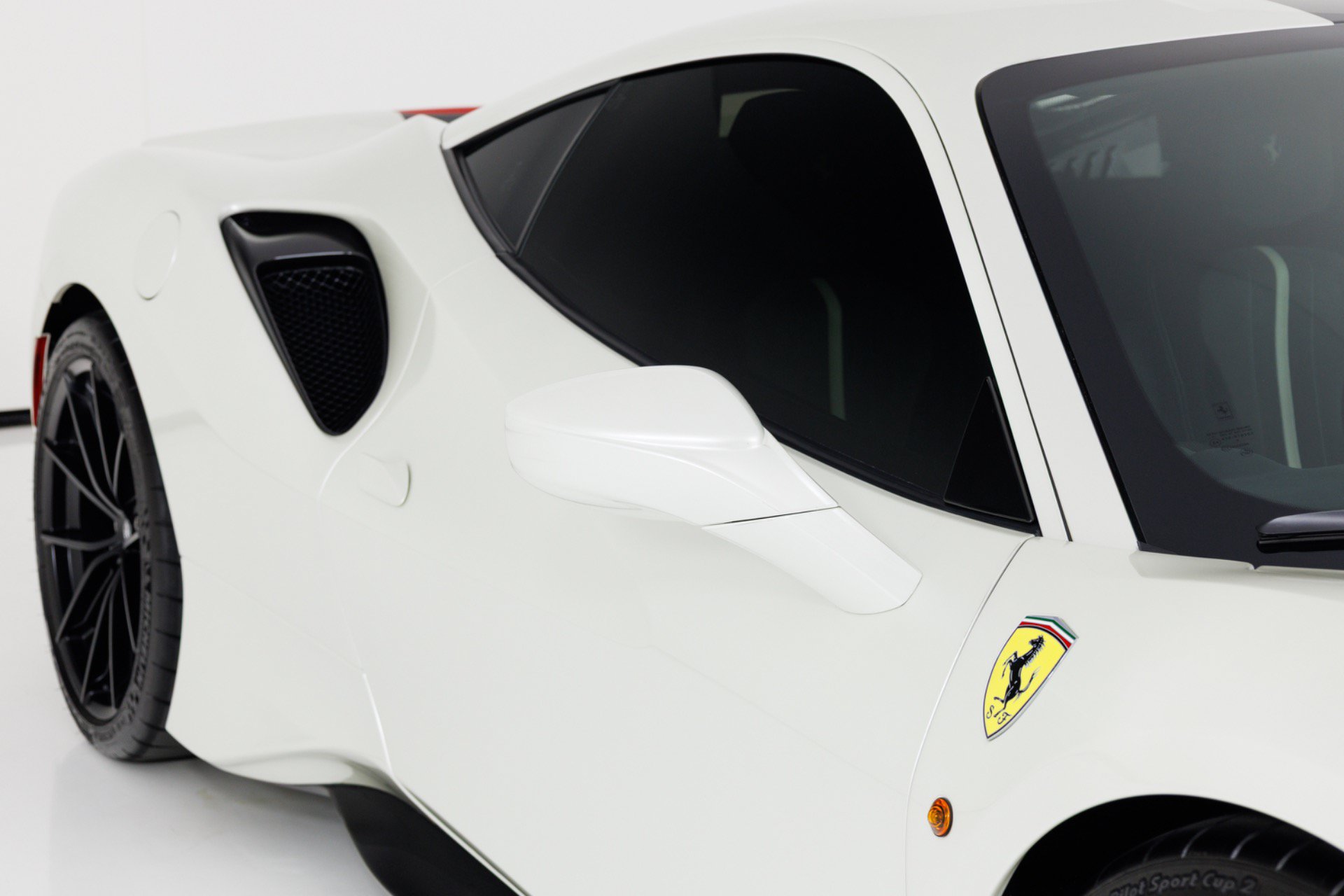 Used 2020 Ferrari 488 Pista Coupe RWD image 61