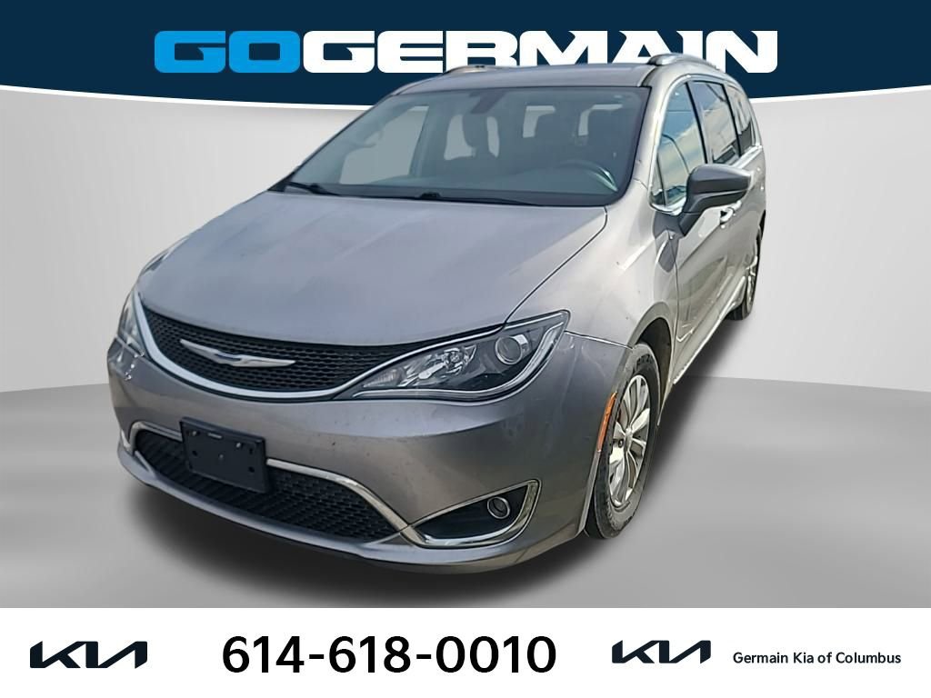 Used 2018 Chrysler Pacifica Touring-L