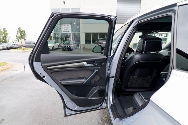 Used 2018 Audi SQ5 Prestige w/ Prestige Package image 39