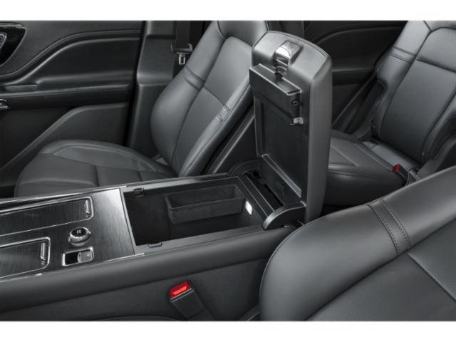 New 2026 Lincoln Aviator AWD w/ Jet Appearance Package image 13
