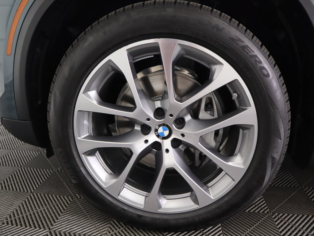 Used 2026 BMW X5 sDrive40i RWD image 32