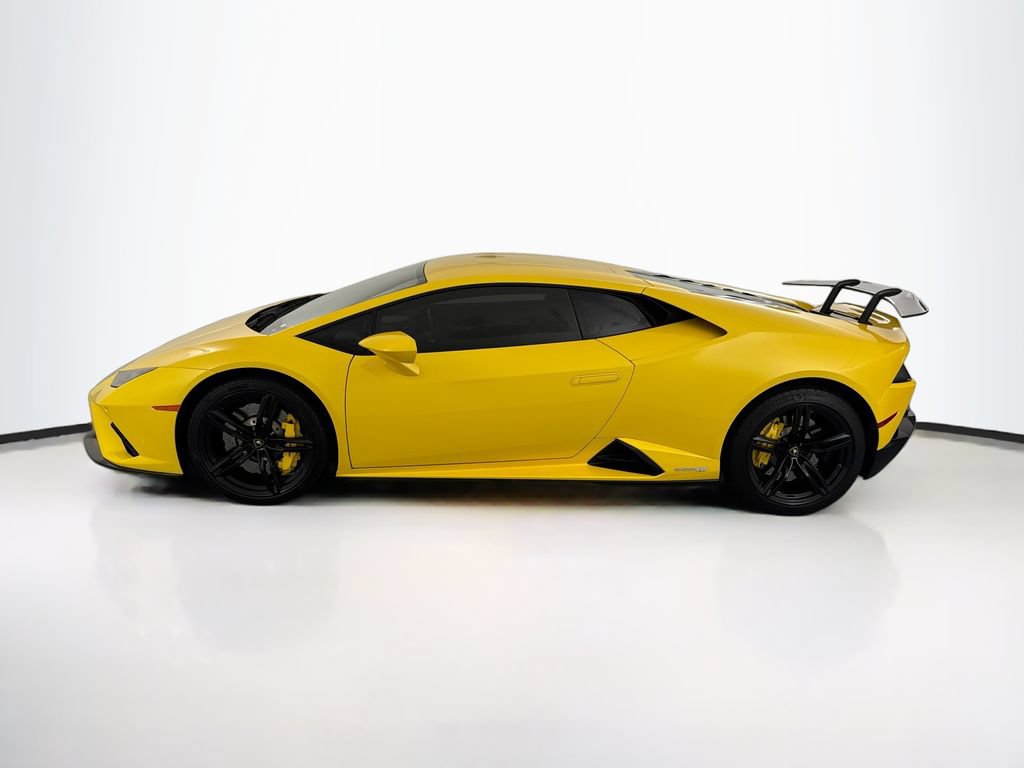 Used 2020 Lamborghini Huracan EVO RWD image 8