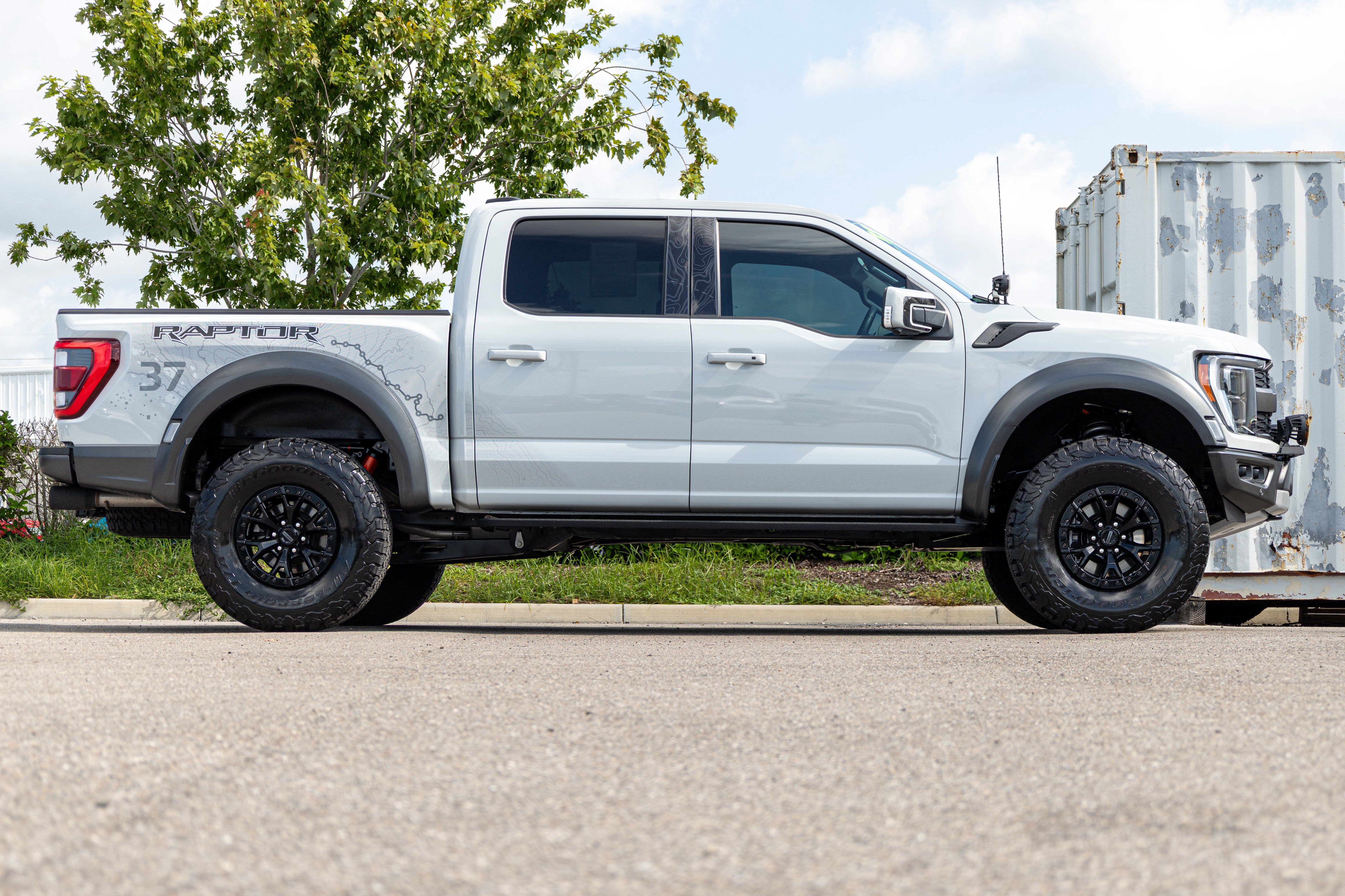 Used 2023 Ford F150 Raptor w/ Raptor 37 Performance Package AWD/4WD image 3