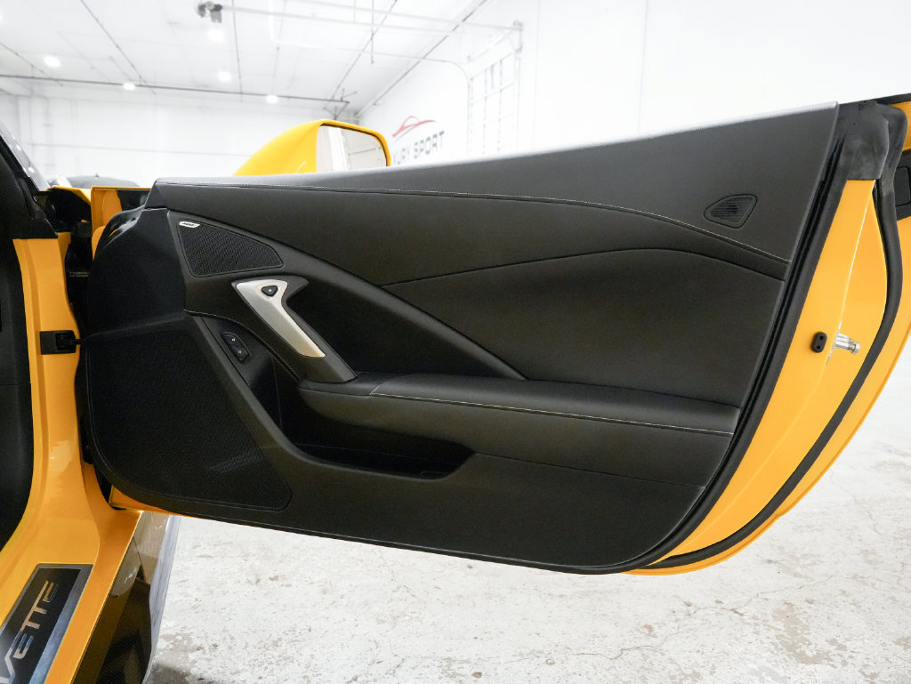 Used 2019 Chevrolet Corvette Z06 RWD image 27