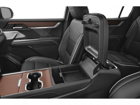 New 2026 GMC Acadia Denali Ultimate w/ LPO, Floor Liner Package image 17