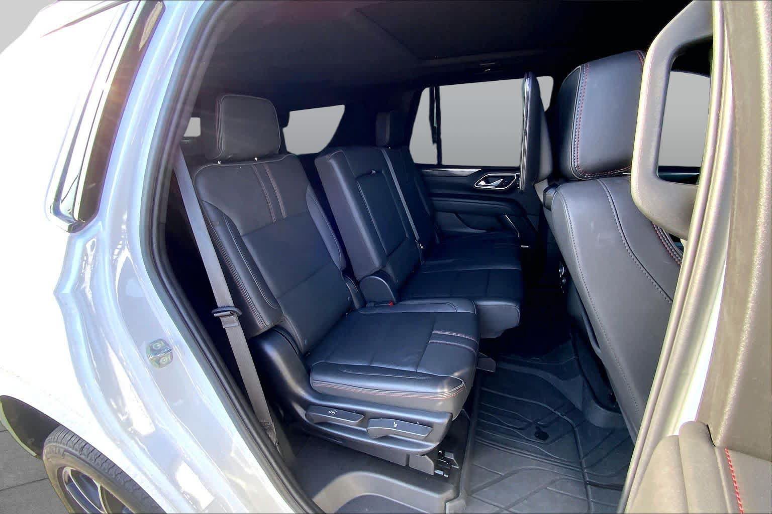 Used 2024 Chevrolet Tahoe RST AWD/4WD image 20