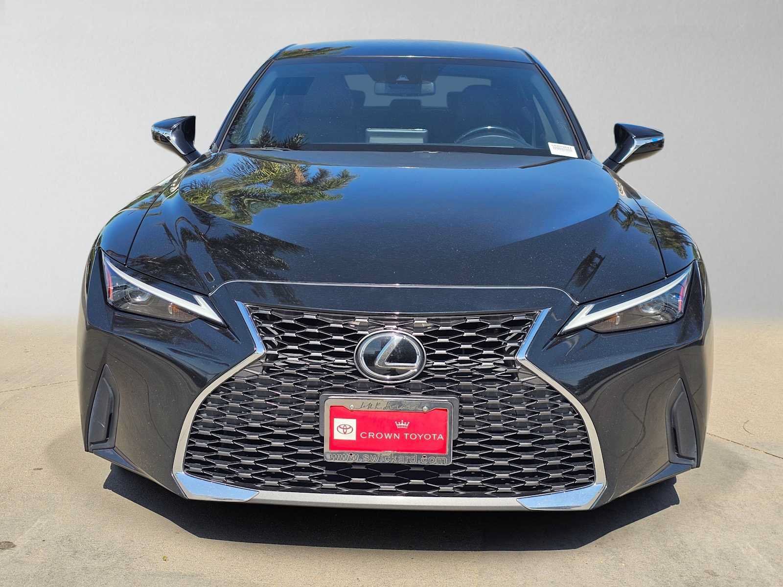 Used 2022 Lexus IS 300 AWD image 8