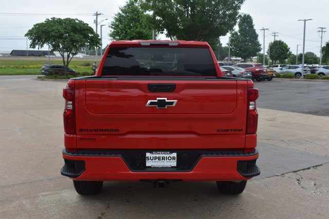 New 2026 Chevrolet Silverado 1500 Custom w/ LPO, Dark Essentials Package AWD/4WD image 6