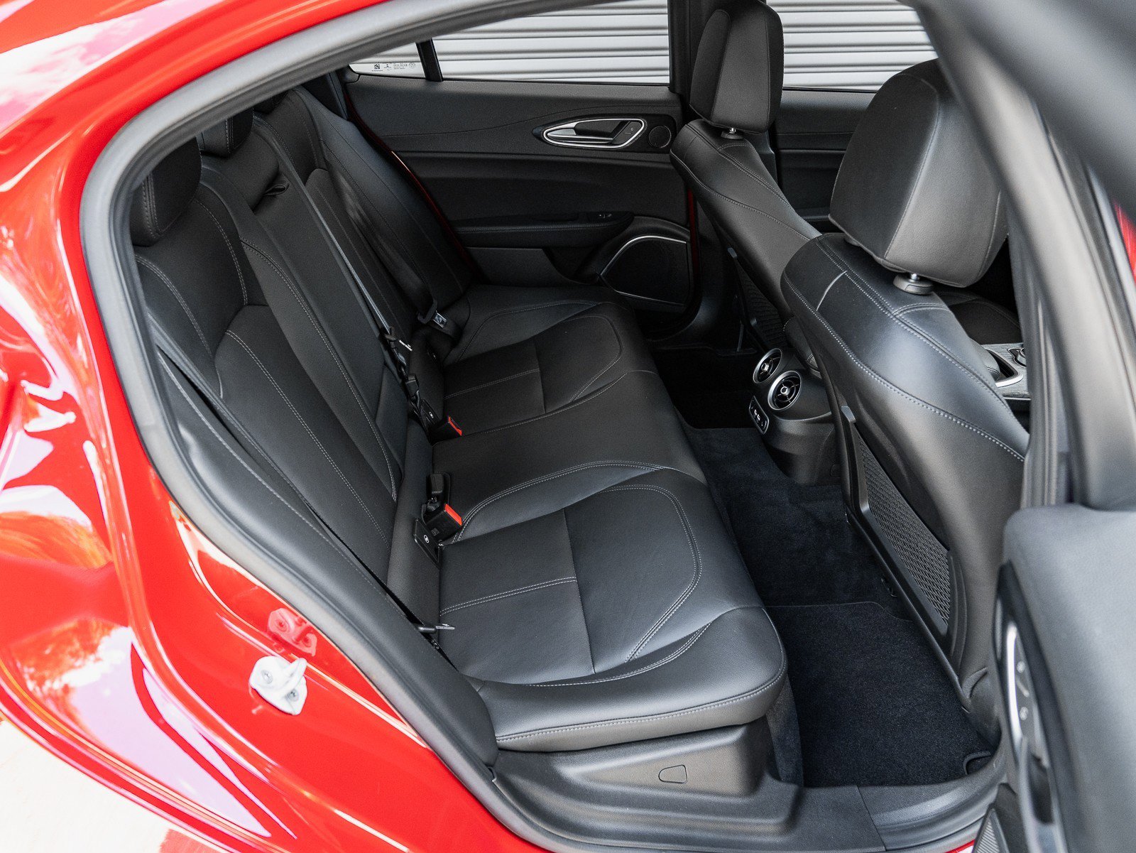 Used 2023 Alfa Romeo Giulia Sprint image 19