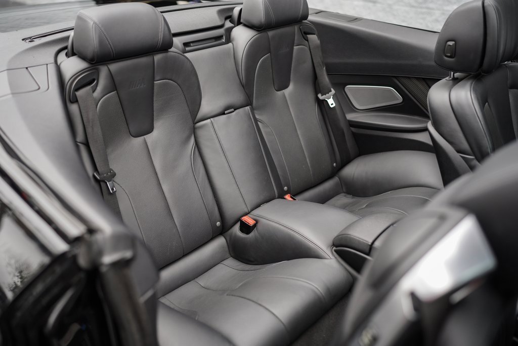 Used 2018 BMW M6 Convertible w/ Executive Package image 26