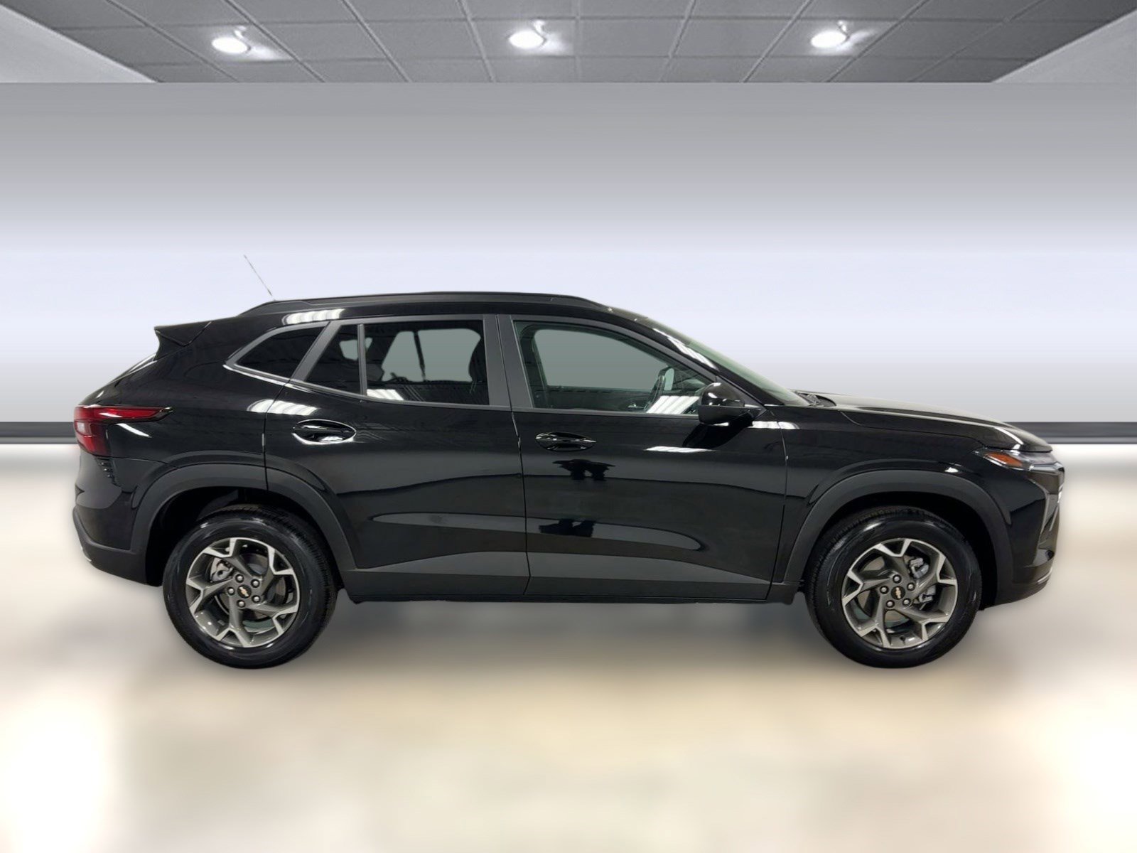 Certified 2025 Chevrolet Trax LT w/ LT Convenience Package image 6