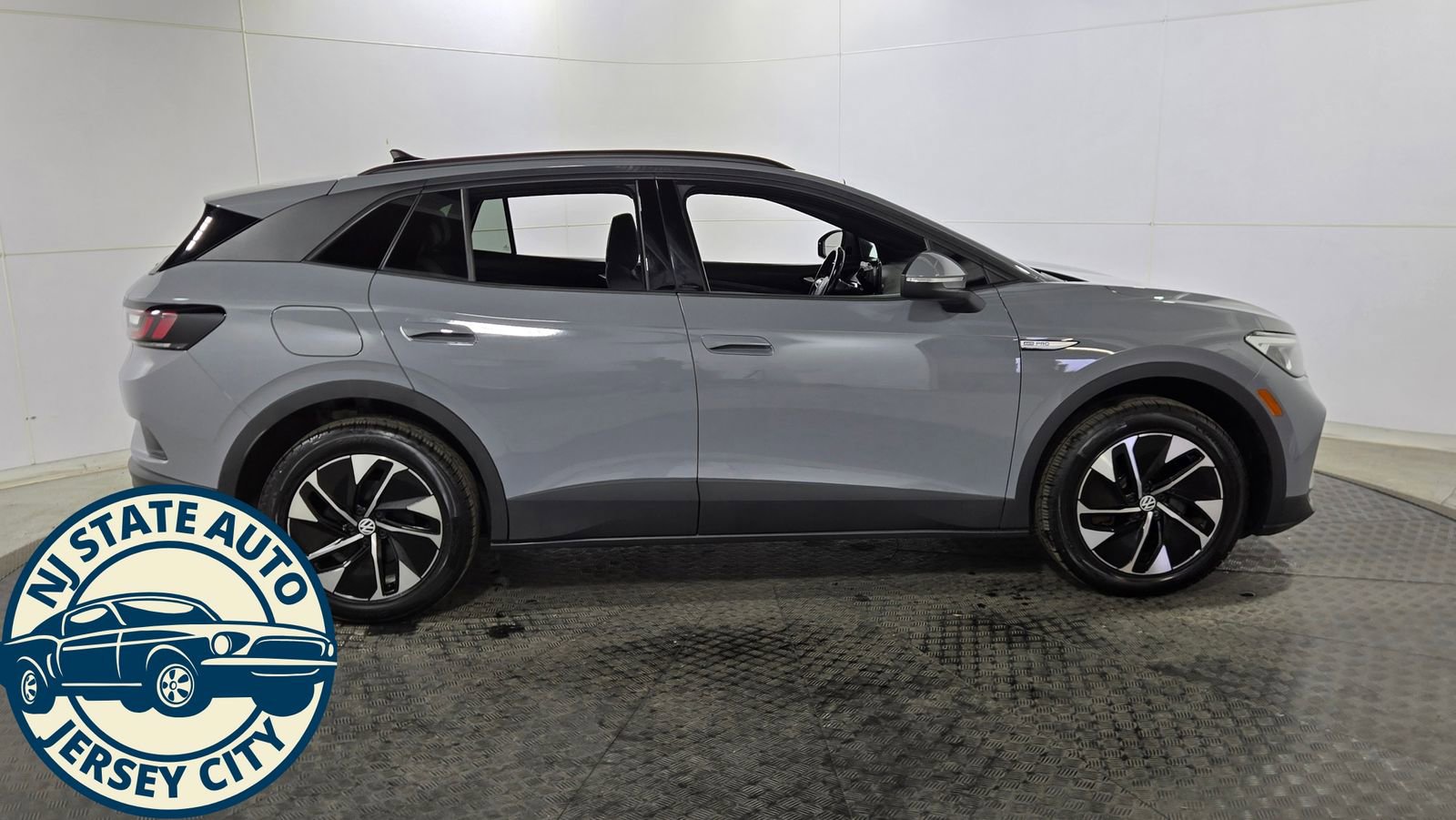 Used 2022 Volkswagen ID.4 Pro AWD/4WD image 8