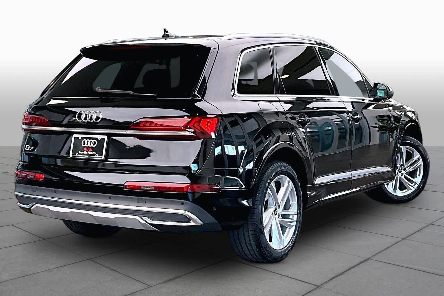 Used 2021 Audi Q7 2.0T Premium Plus w/ Premium Plus Package AWD/4WD image 12