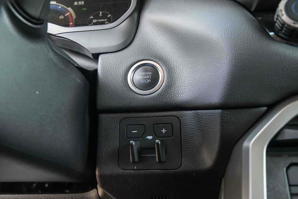 Used 2024 Toyota Tundra Limited AWD/4WD image 23