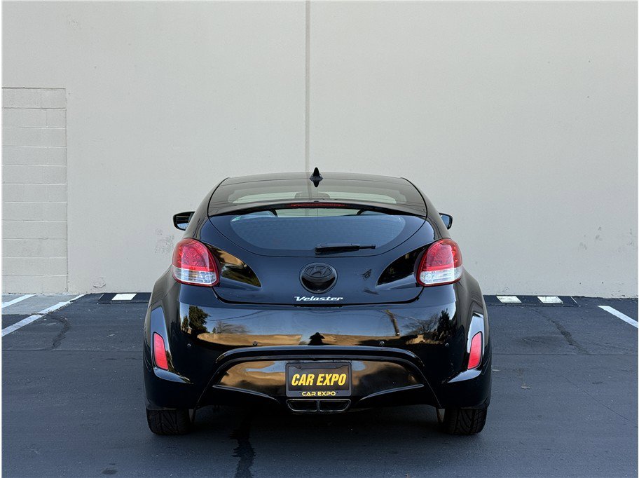 Used 2013 Hyundai Veloster w/ Style Pkg FWD image 5