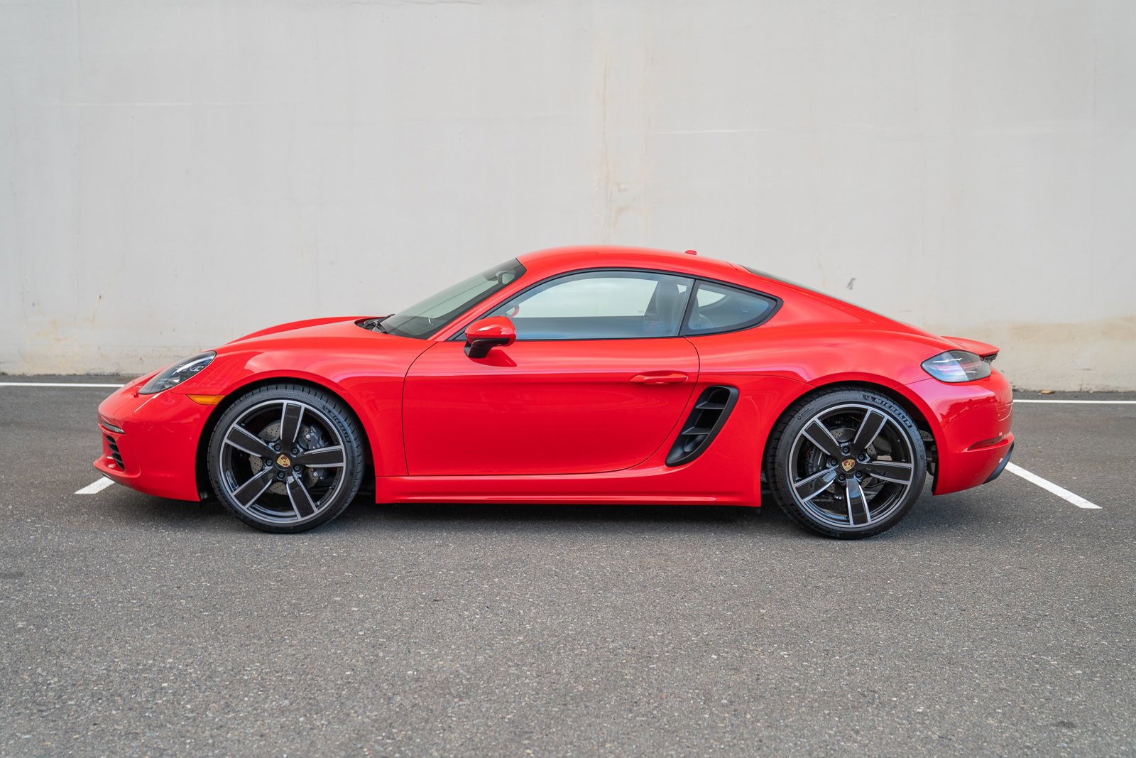 New 2025 Porsche 718 Cayman image 2